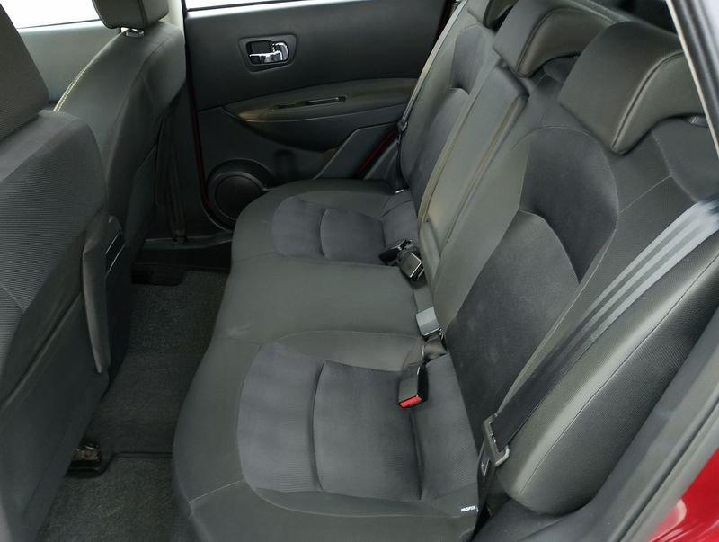 Nissan Qashqai 2.0 dCi Tekna DPF 4x4 AT
