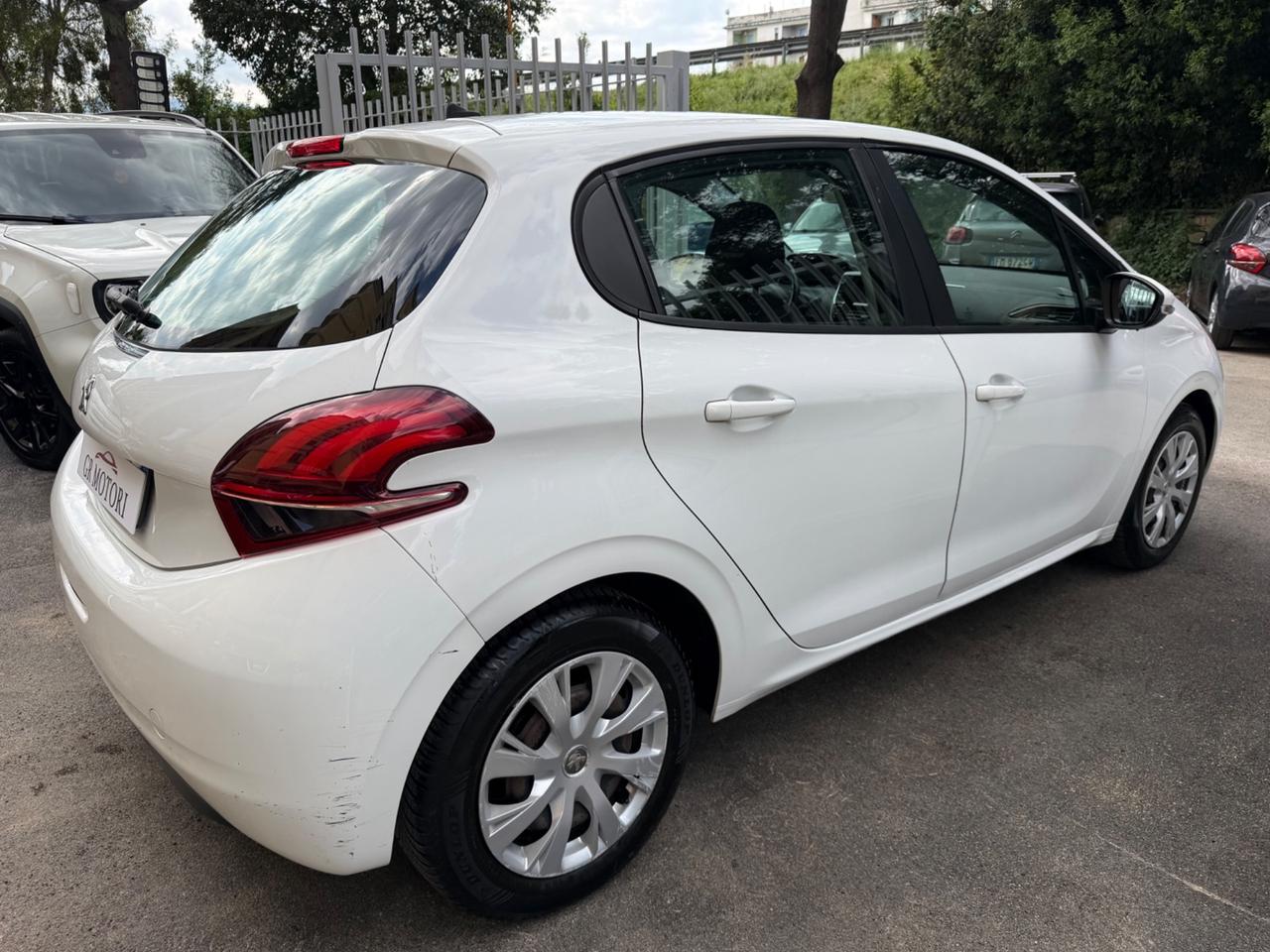 Peugeot 208 BlueHDi 75