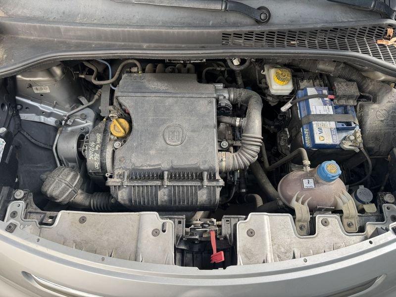 FIAT 500L 1.4 Urban 95cv UNIPROPRIETARIO NEOPATENTATI