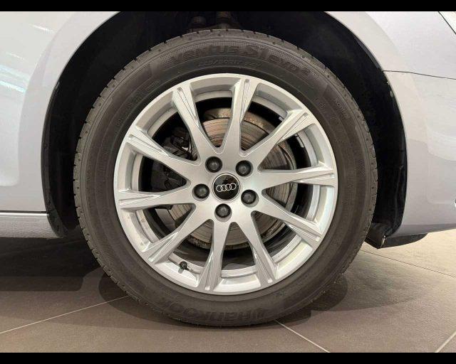 AUDI A4 Avant 30 TDI/136 CV S tronic Business Advanced