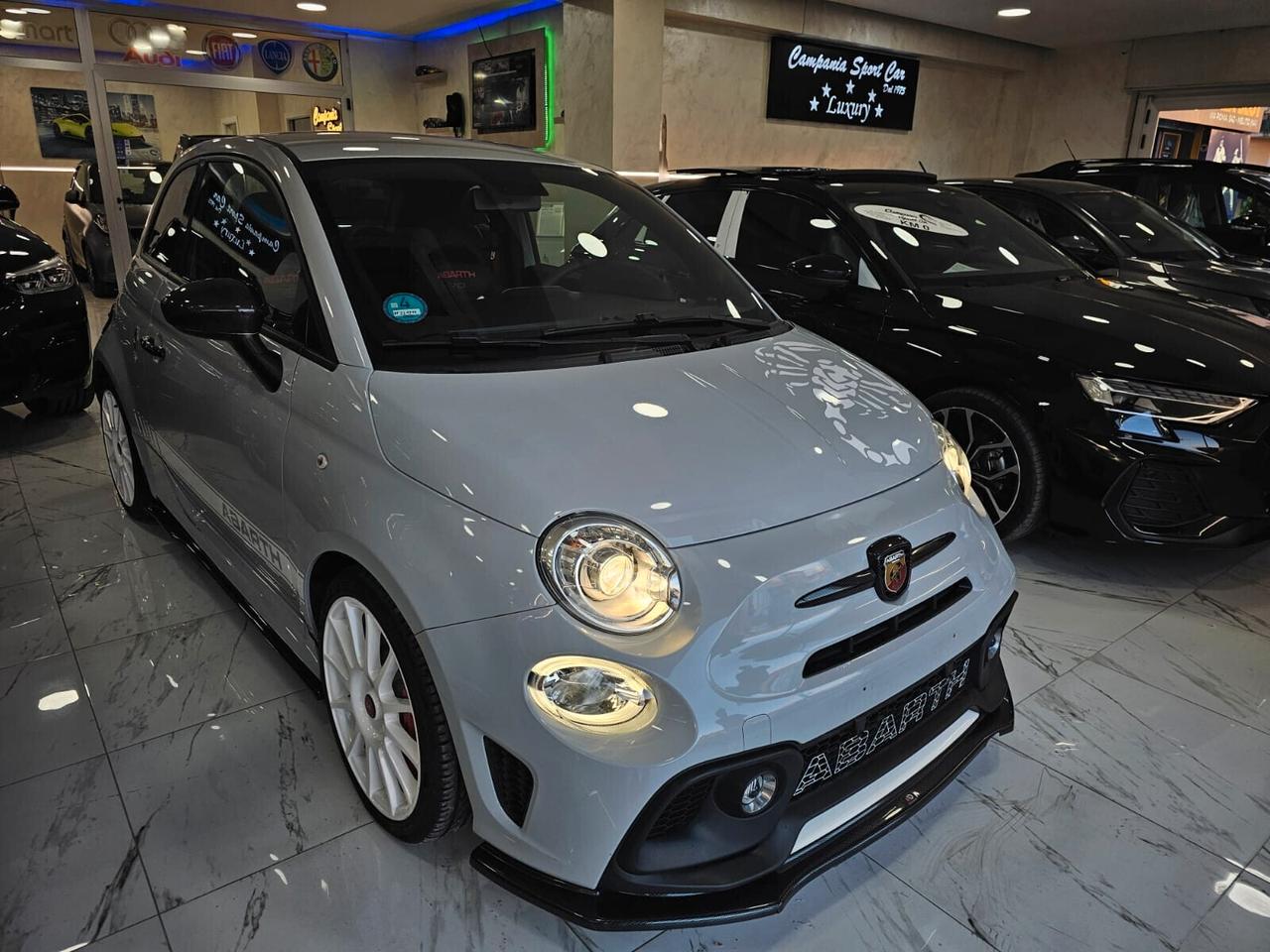 Abarth 595 1.4 Turbo T-Jet 180 CV Esseesse