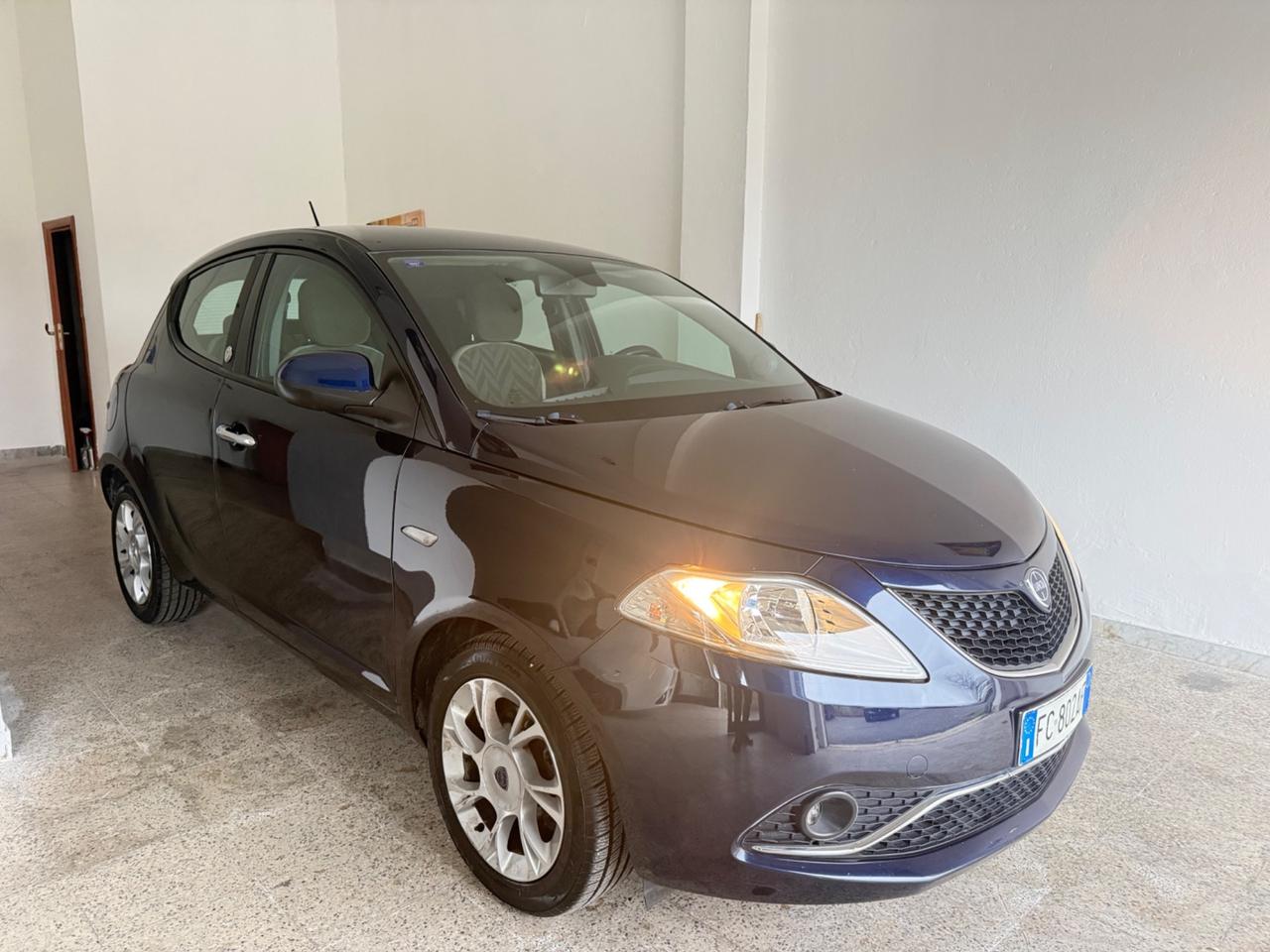 Lancia Ypsilon 1.3 MJT 16V 95 CV 5 porte S&S Opening Edition