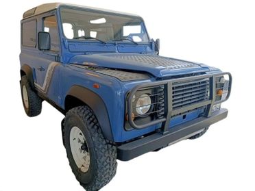 Land Rover Defender 90 Hard Top 2.5 TD 90 2.5 turbo 85 cv 6 posti vettura
