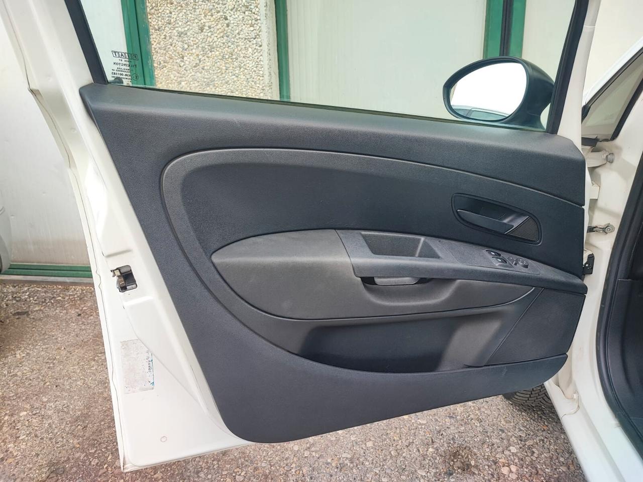Fiat Grande Punto 1.4 5 porte BENZINA METANO 2009