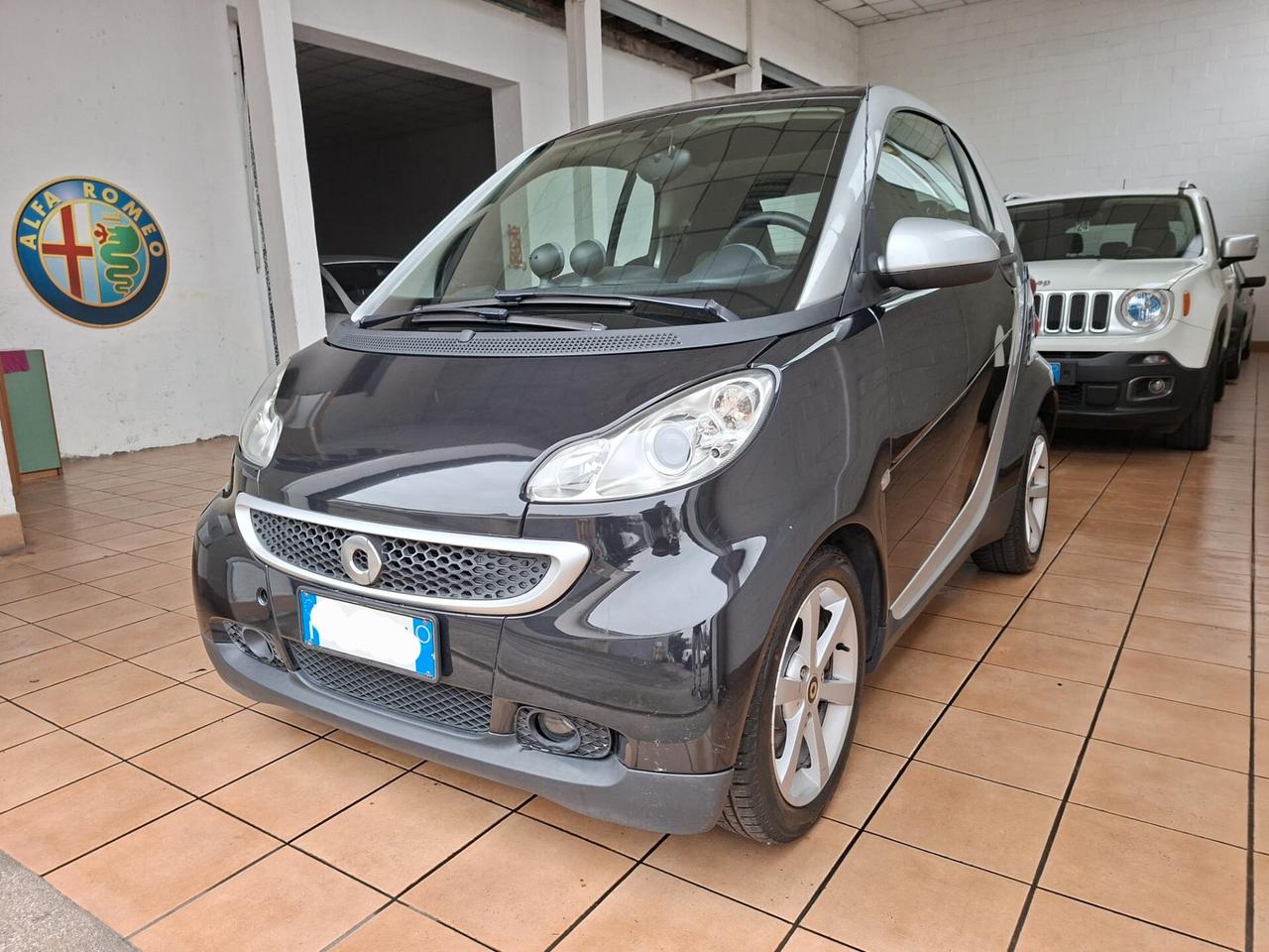 Smart ForTwo Fortwo1.0 mhd Passion 71cv, adatta a neop.