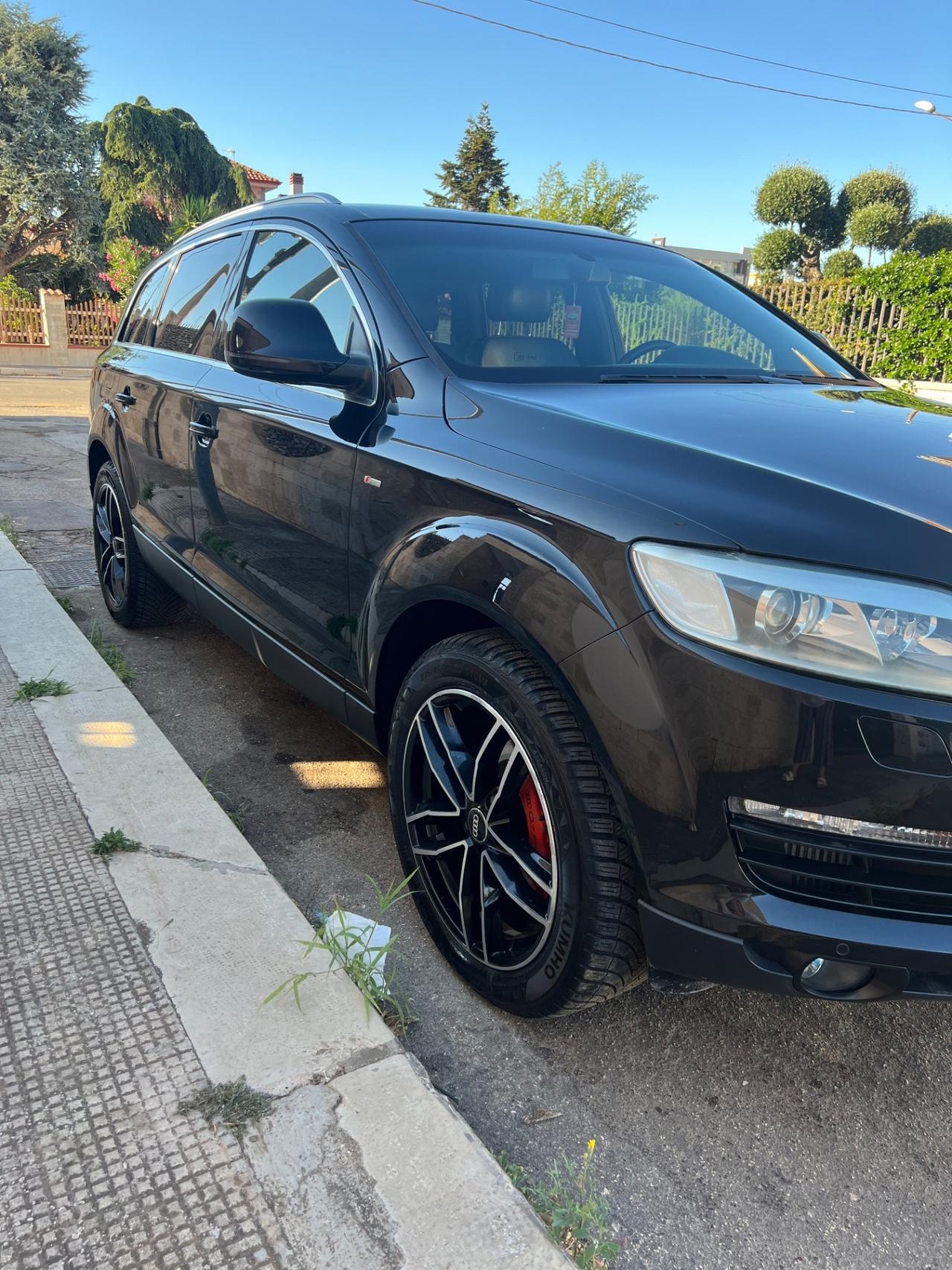 Audi Q7 4.2 V8 TDI quattro tiptronic SLine