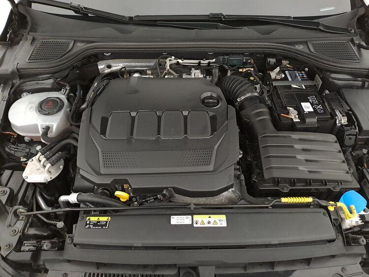 Volkswagen Golf Life BR095080 2.0 Diesel 116CV