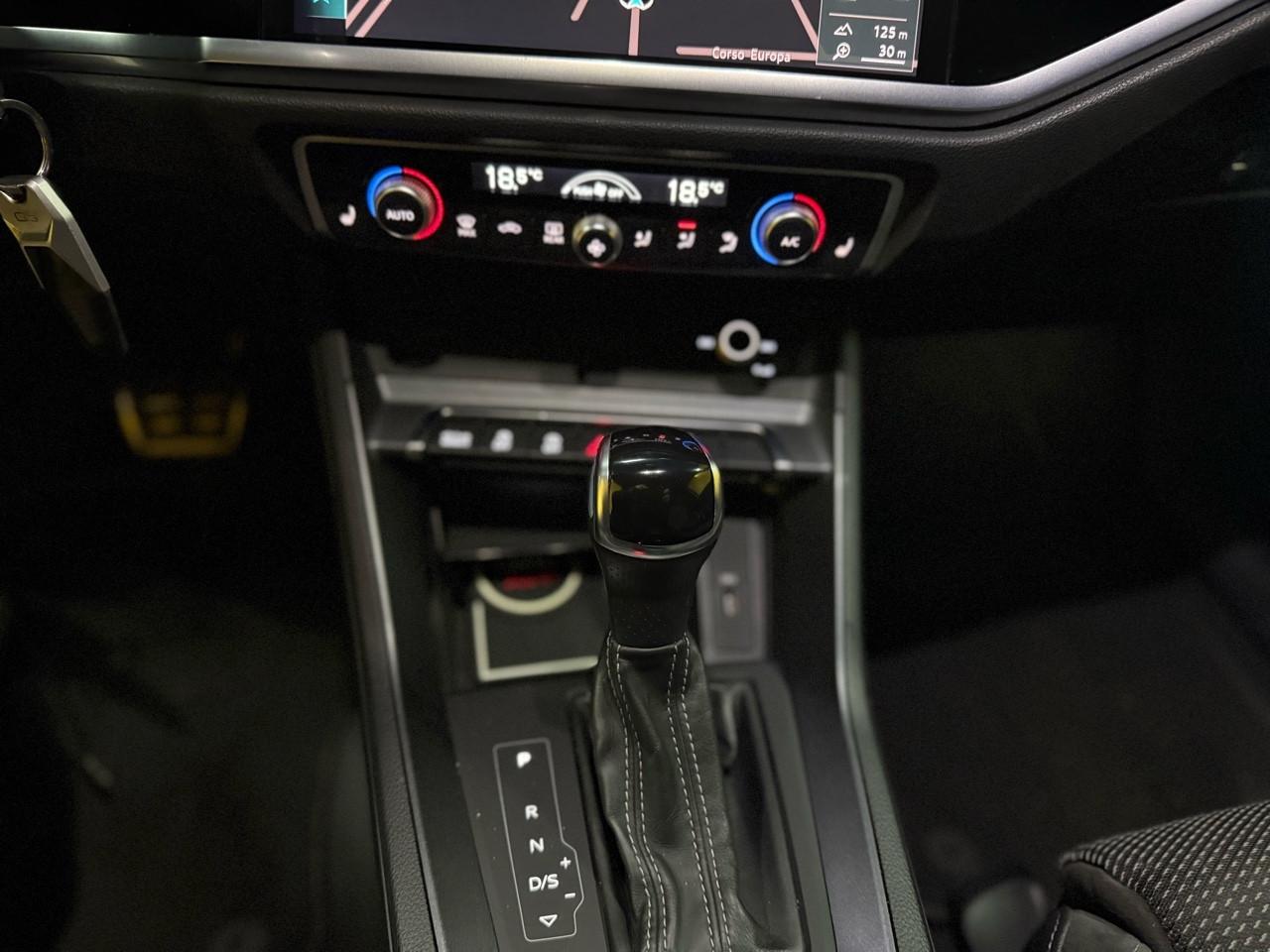 Audi Q3 SPB 35 TDI quattro S line edition