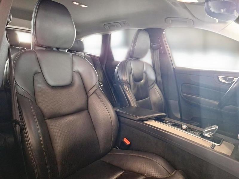 VOLVO XC60 B4 D automatico Inscription