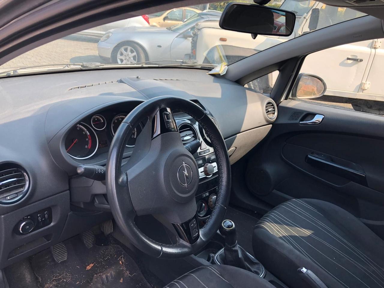 Opel Corsa 1.2 5 porte GARANZIA EUROPEA CONFORMGEST COMPLETA 12 MESI RINNOVABILE FINO A 36 MESI!!!