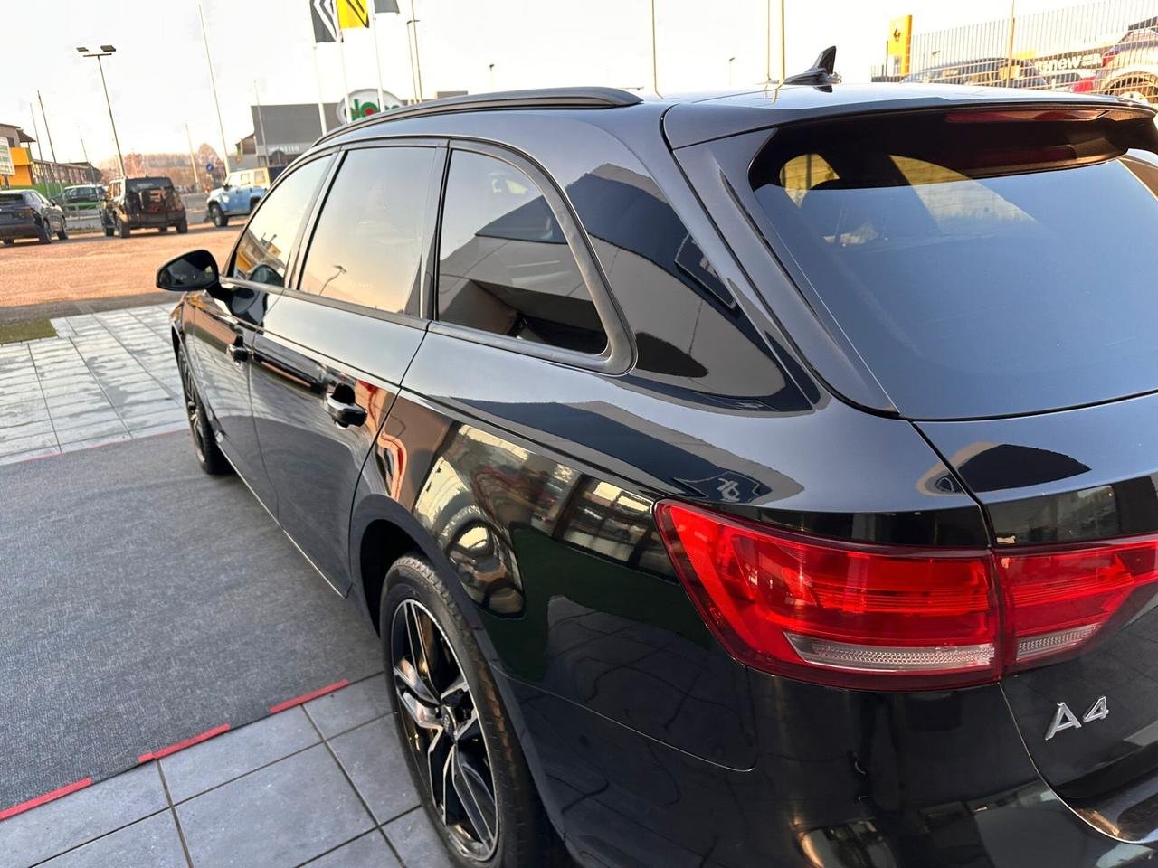 Audi A4 2.0 TDI 150 CV ultra Business Sport