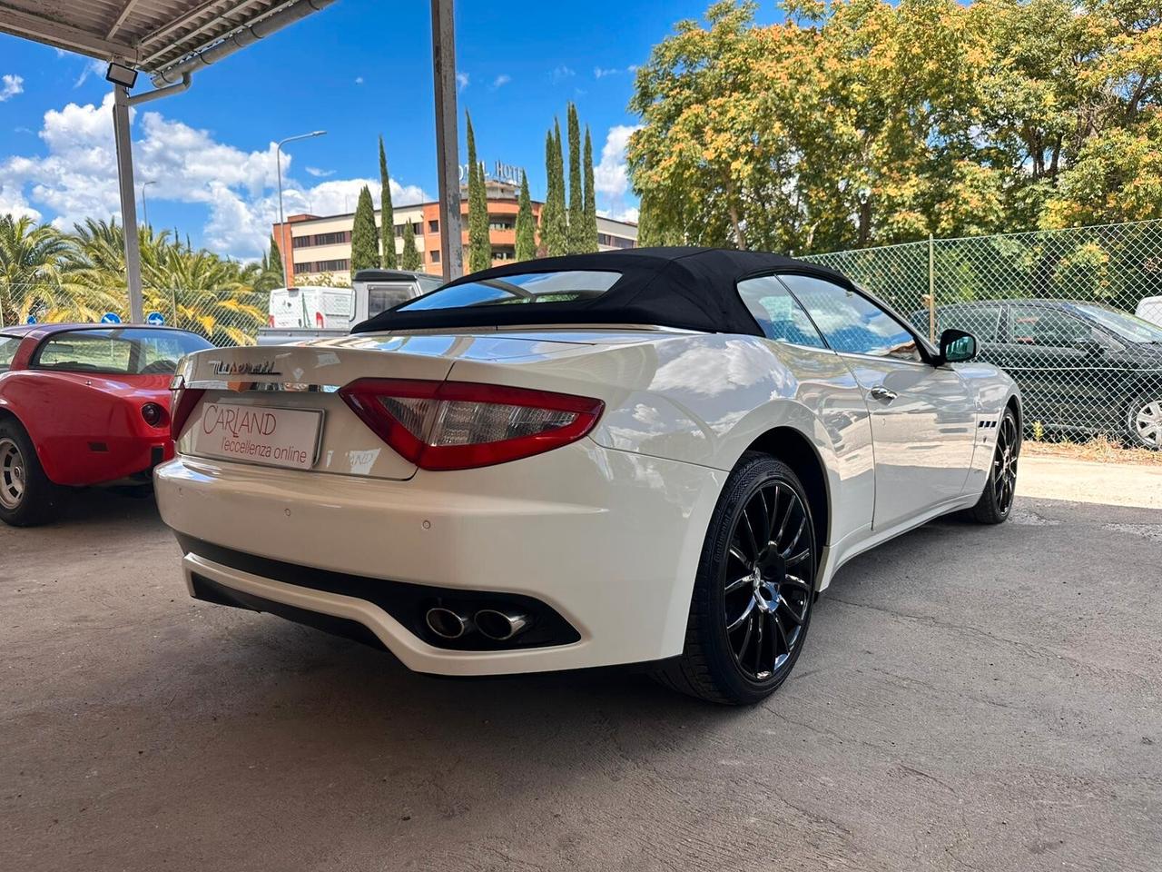 Maserati GranCabrio 4.7 V8