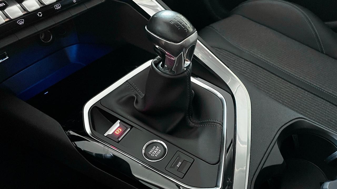 PEUGEOT 3008 1.5 BLUEHDI ALLURE 131CV - FULL LED, VIRTUAL COCKPIT, NEOPATENTATI