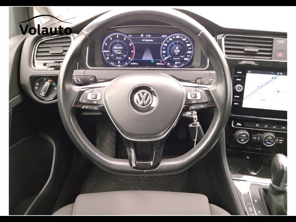 VOLKSWAGEN Golf VII 2017 5p - Golf 5p 1.5 tsi Executive 130cv dsg