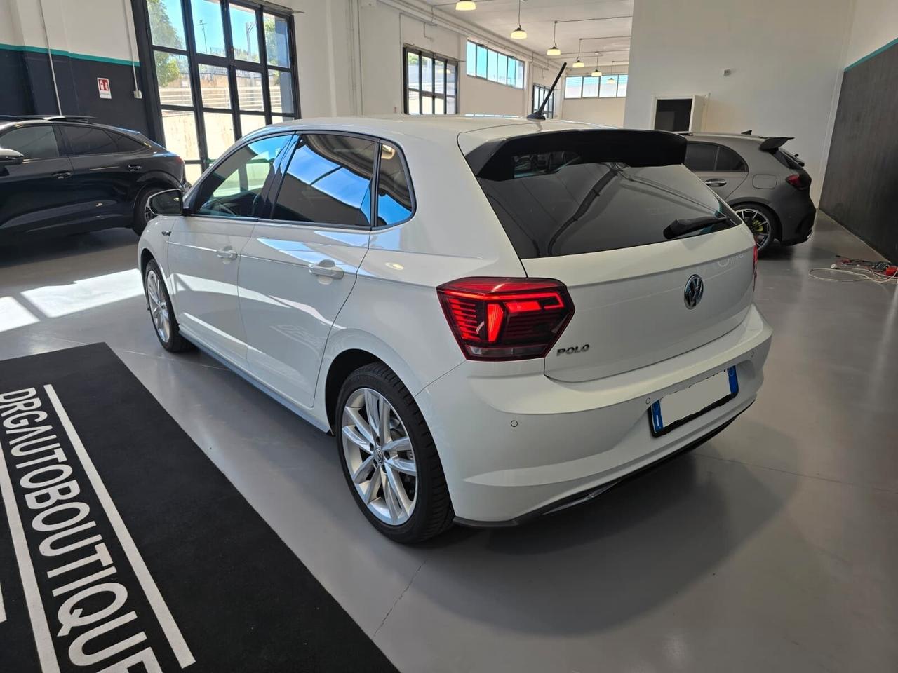 Volkswagen Polo 1.0 TSI 115 CV DSG 5p. R-Line