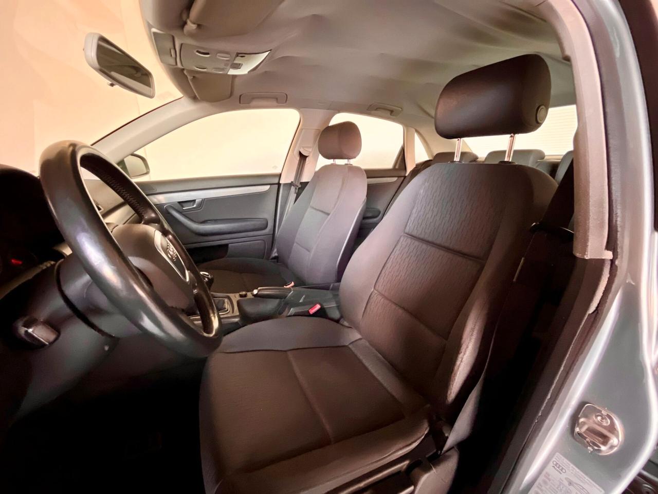 Audi A4 1.6 Sport