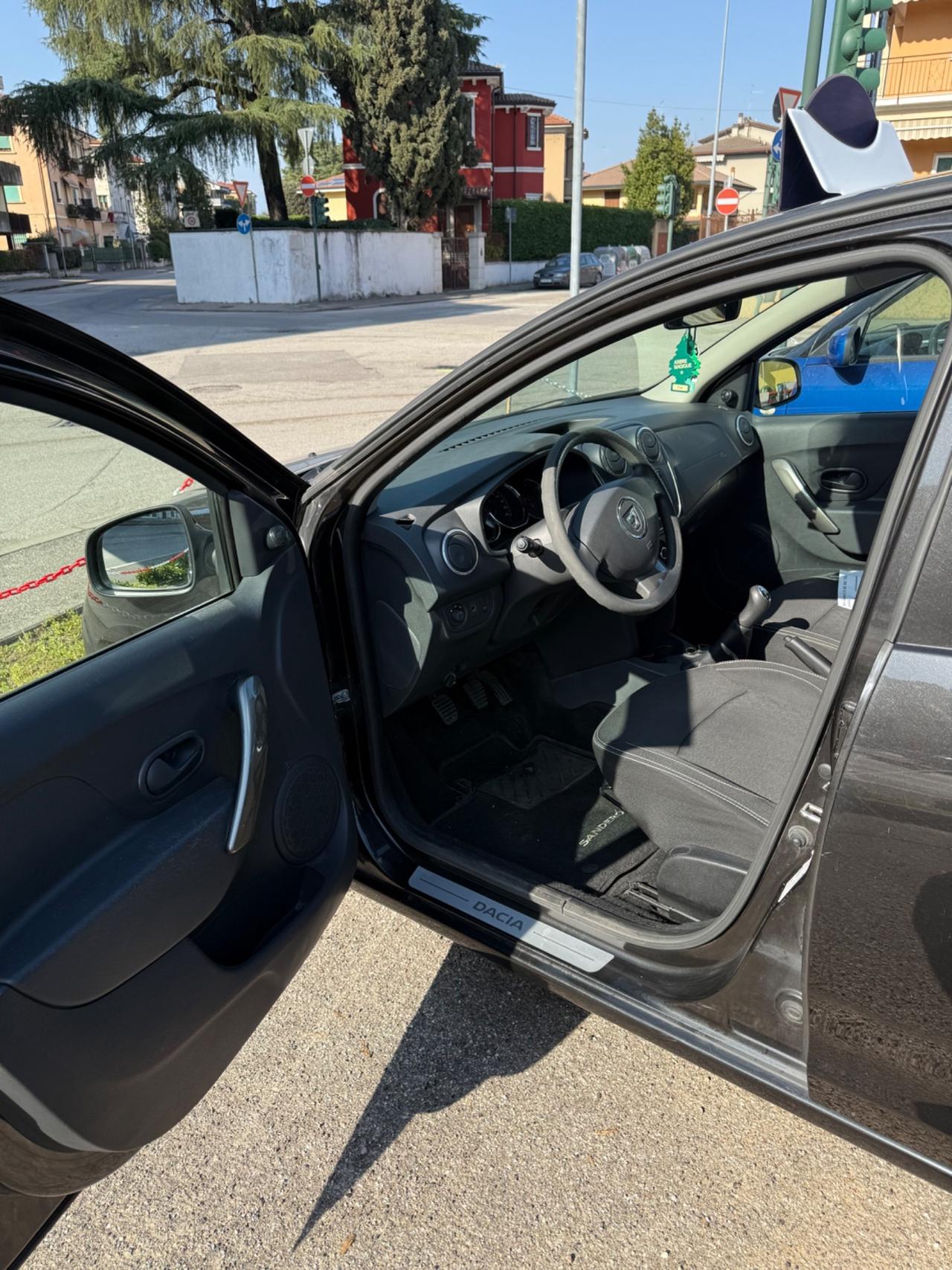 Dacia Sandero 1.5 dCi 8V 75CV Lauréate