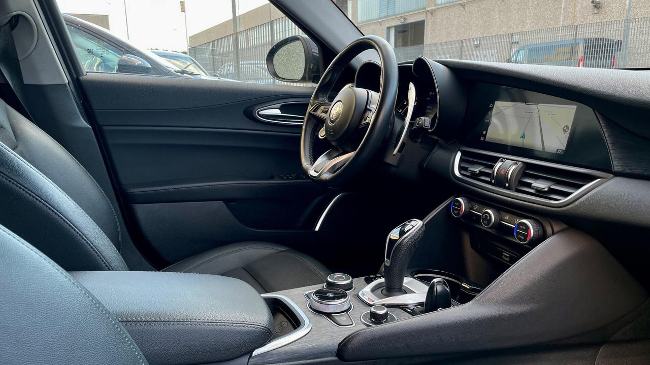 ALFA ROMEO GIULIA 2.2 SUPER AT8 190CV - FULL LED, PELLE, SEDILI RISCALDATI