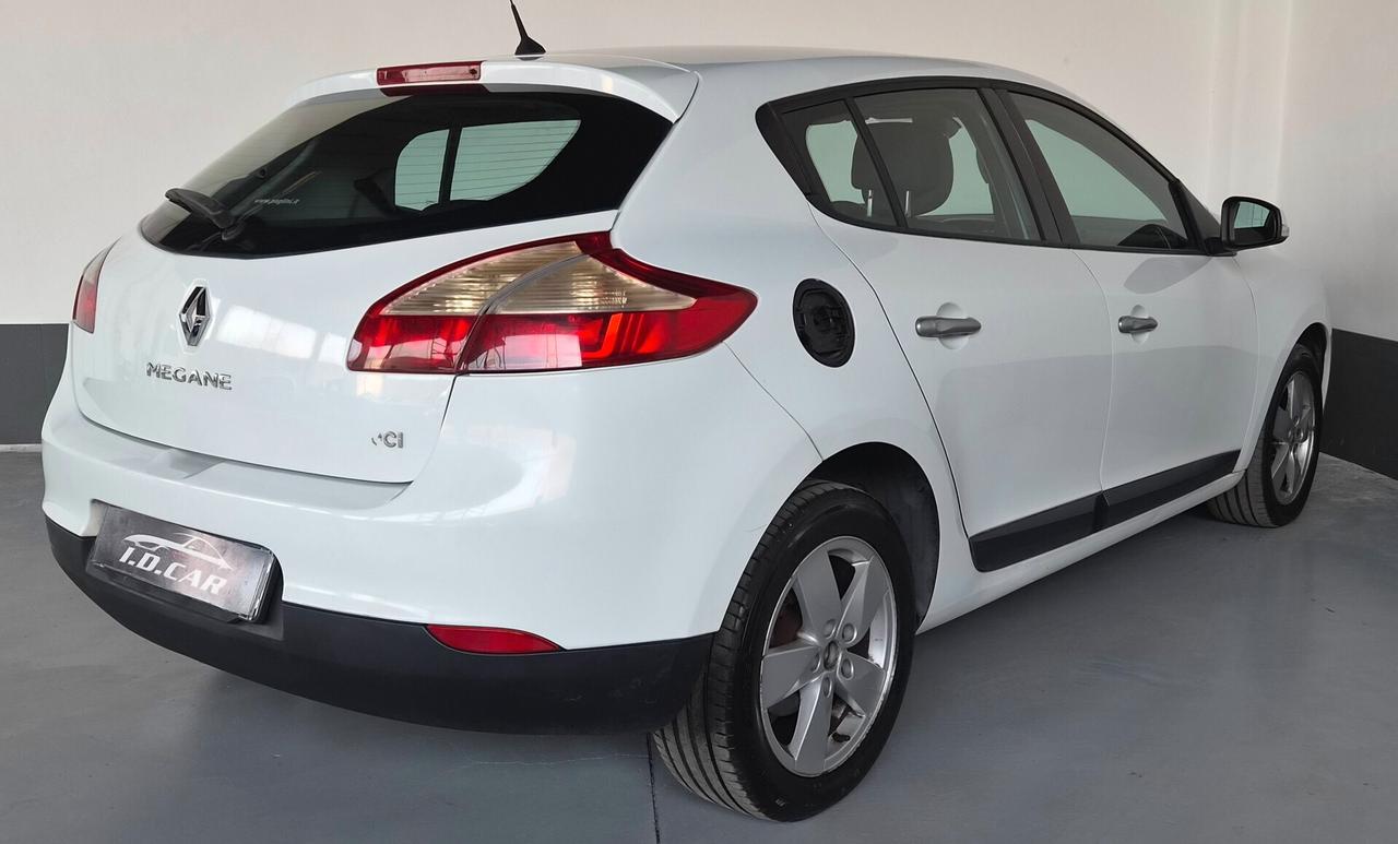 Renault Megane Mégane 1.5 dCi 110CV Luxe