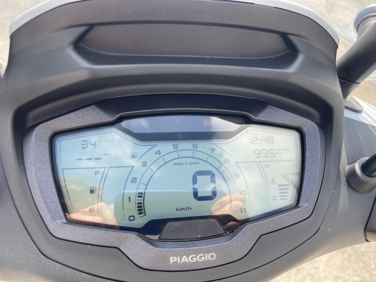 Piaggio Beverly 400 i.e. 400S HPI ANNO 2025 KM 1000 PERFETTO!!!