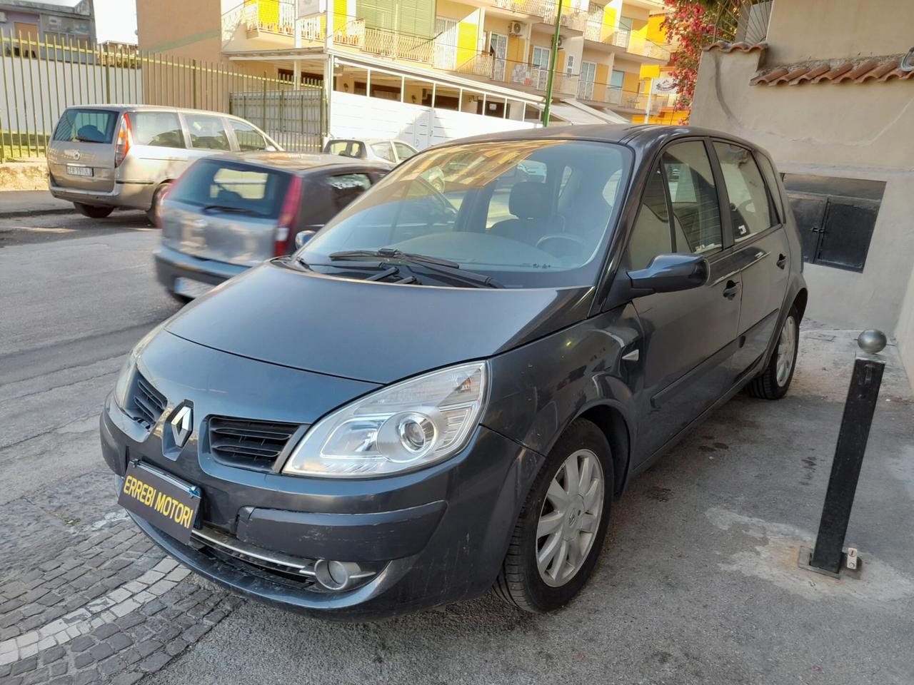 Renault Scenic Scénic 1.5 dCi/105CV Dynamique