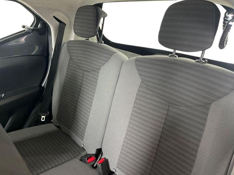 Toyota Aygo Aygo 5p 1.0 x-play m-mt 72cv