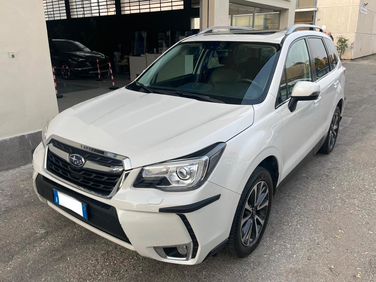 Subaru Forester 2.0i Lineartronic XT