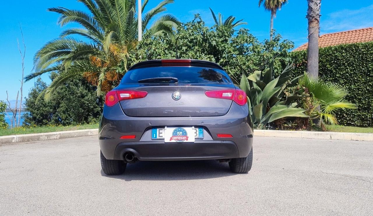 Alfa Romeo Giulietta 1.6 JTDm-2 105 CV Distinctive