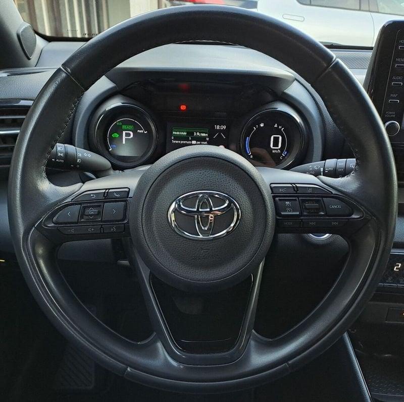 Toyota Yaris 1.5h Lounge