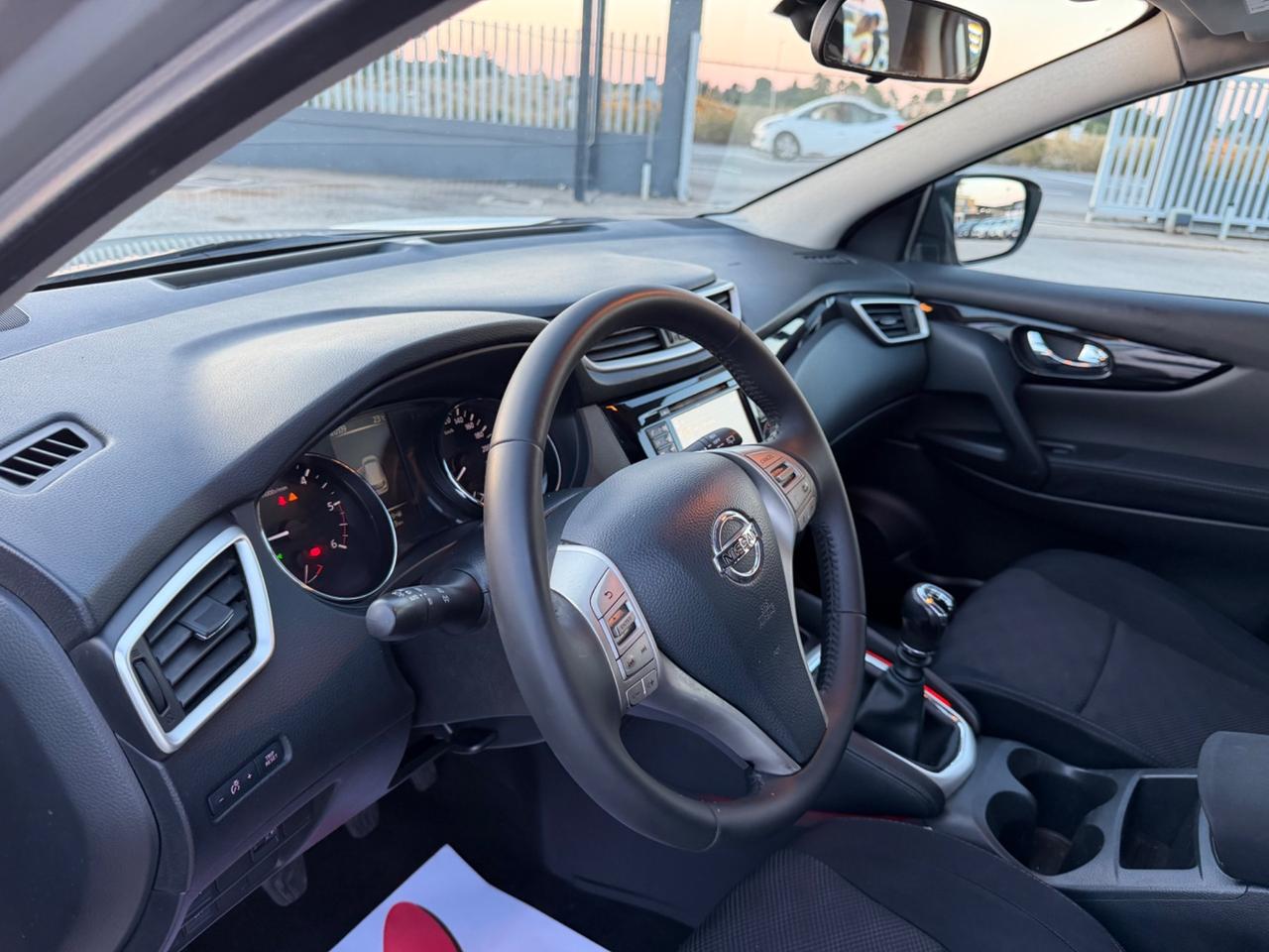 NISSAN QASHQAI 1.5 DCI 110 FUL LED NAVI RETRO MY15