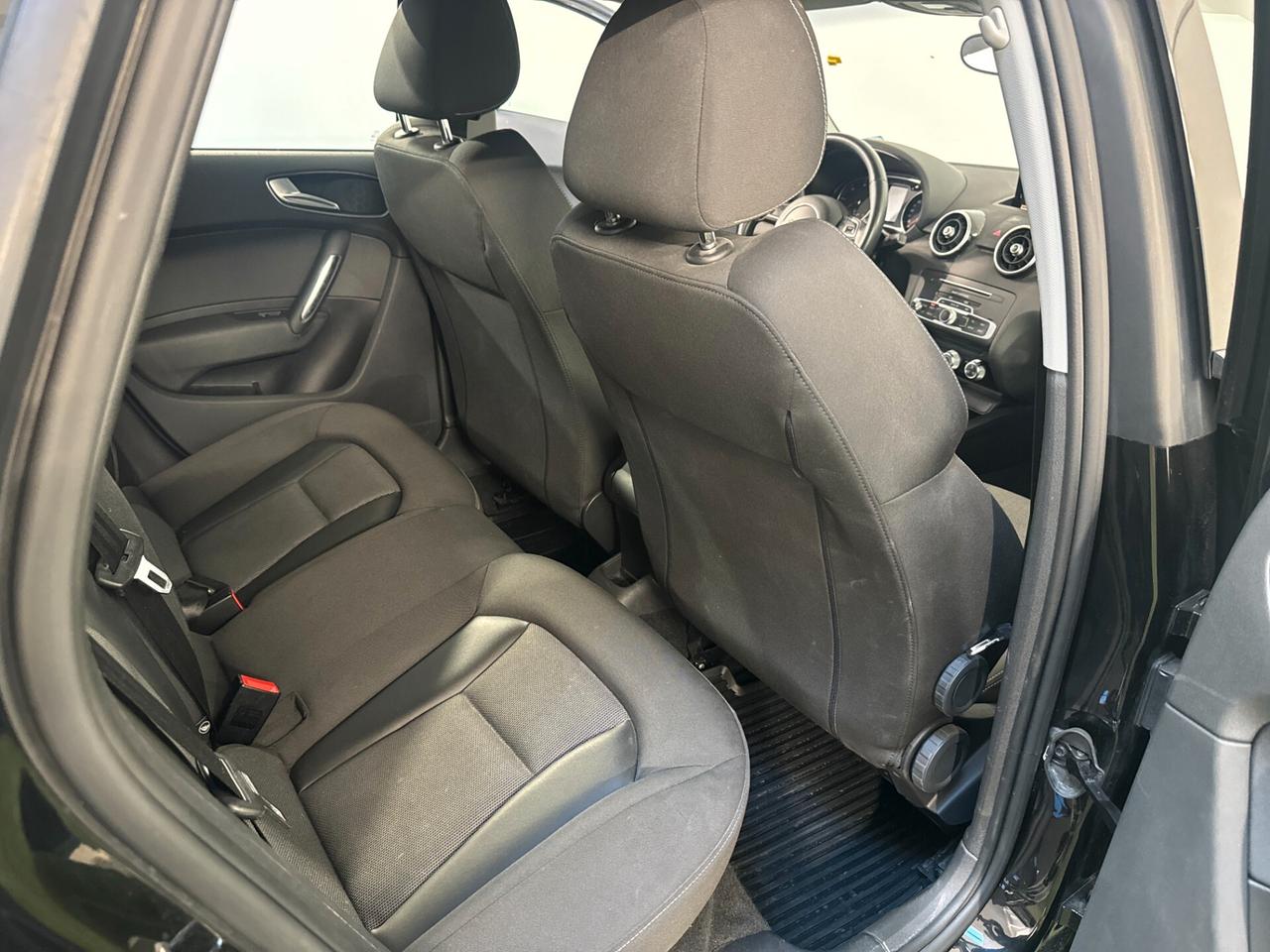 A1 Sportback 1.4 Metal s-tronic E6 NEOPATENTATI OK