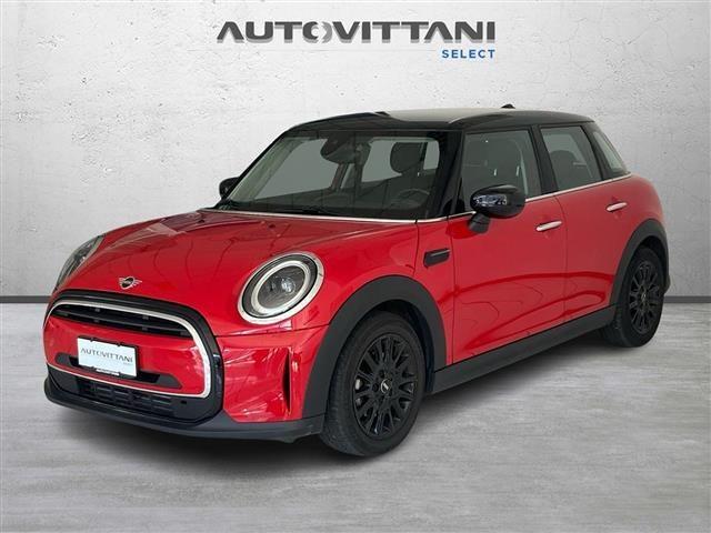 MINI Mini 5 Porte 1.5 Twin Power Turbo Cooper Essential