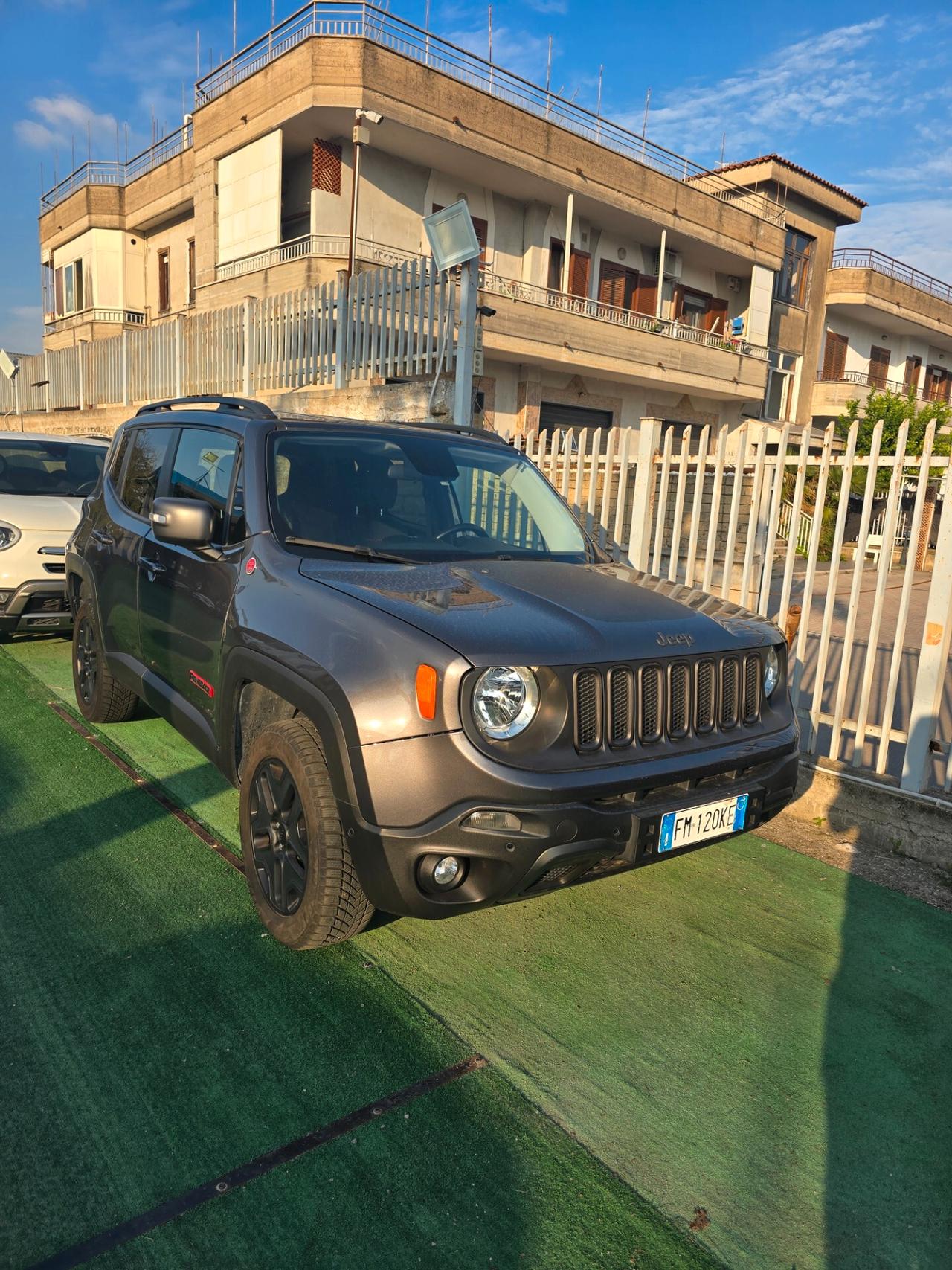 Jeep Renegade 2.0 Mjt 170CV 4WD Active Drive Low Trailhawk