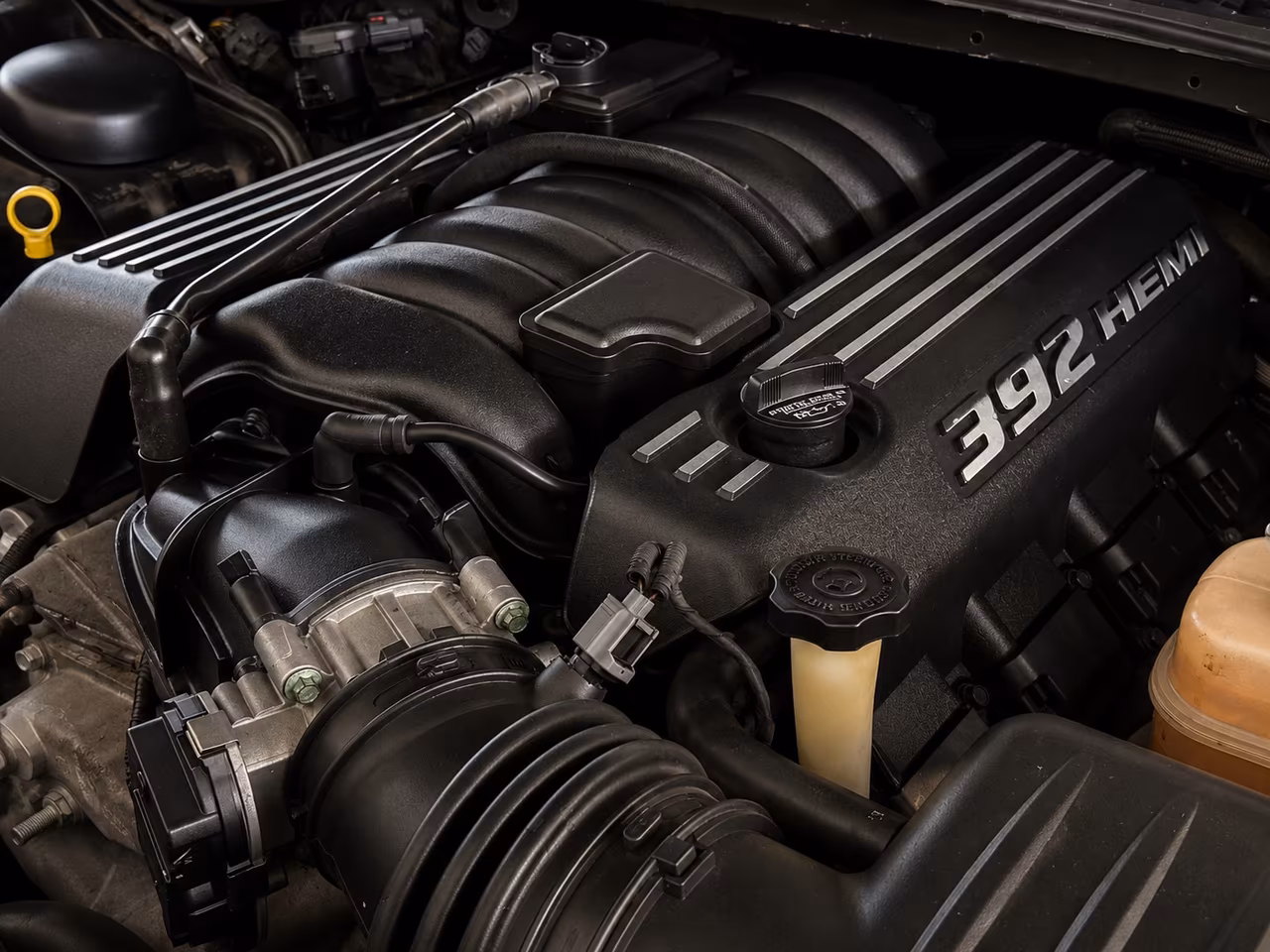Dodge Challenger 6.4 v8 477cv