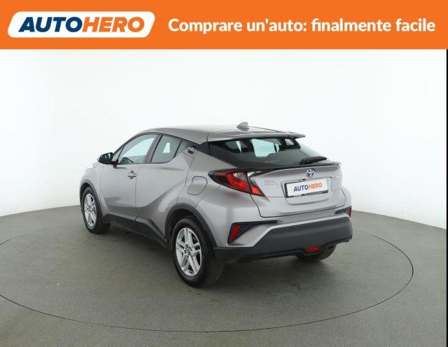 TOYOTA C-HR 1.8 Hybrid E-CVT Business