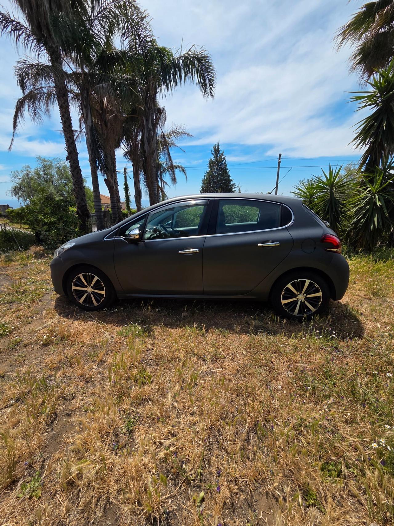 Peugeot 208 BlueHDi 75 3 porte Allure