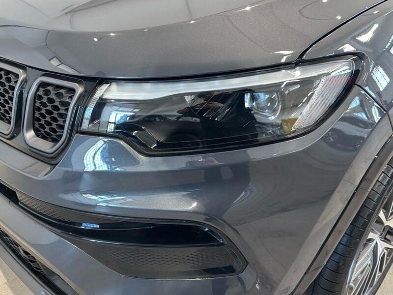 Jeep Compass e-Hybrid 1.5 Turbo MHEV T4 96kW Summit DDCT