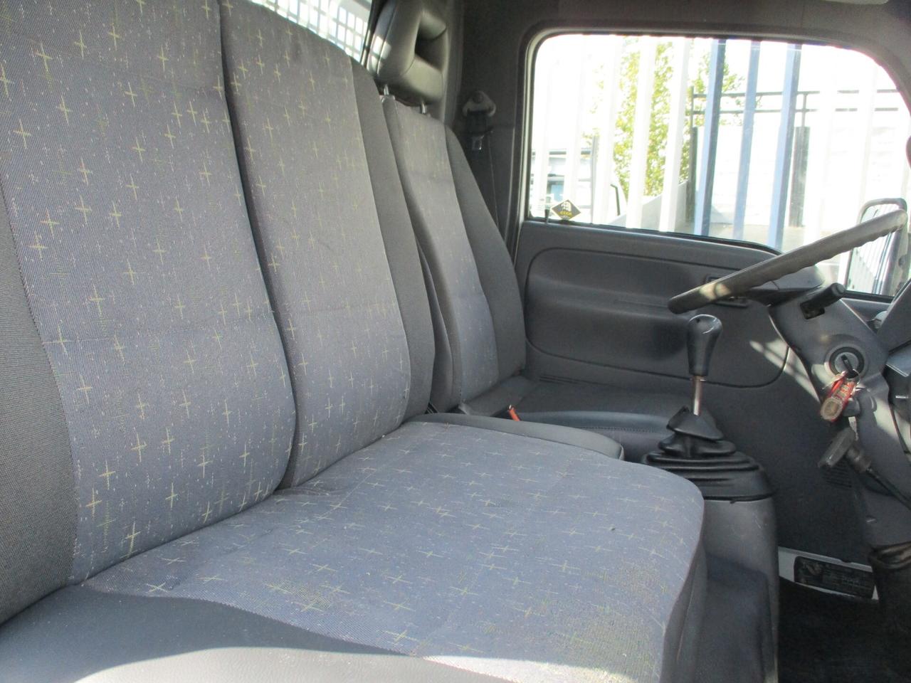 Nissan Cabstar 3000 120CV RIBALTBILE TRILATERALE **PERFETTO**