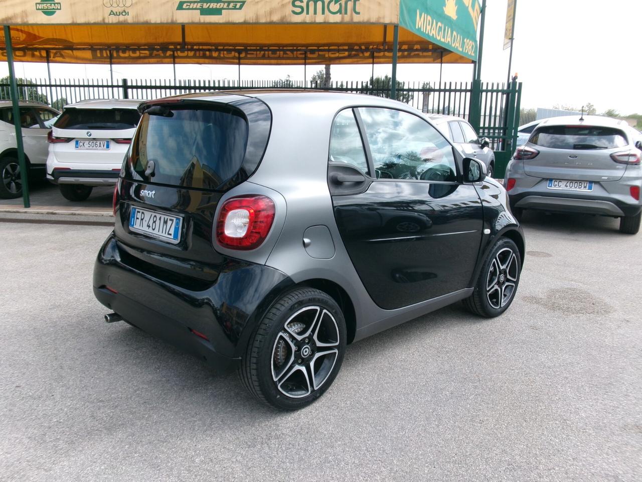 Smart ForTwo 0.9 TURBO 90CV MY 18 TWINAMIC AUTOMATICA *NAVIGATORE*