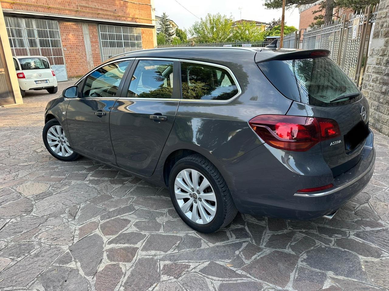 Opel Astra 1.4 Turbo 140CV 4 porte GPL Tech Advance