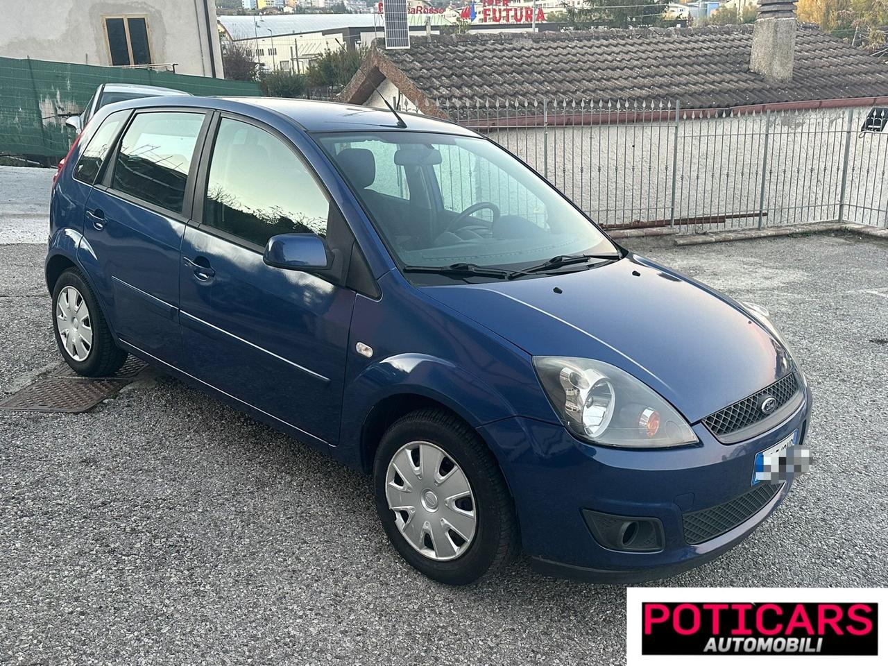 Ford Fiesta 1.2 16V 5p. Ghia