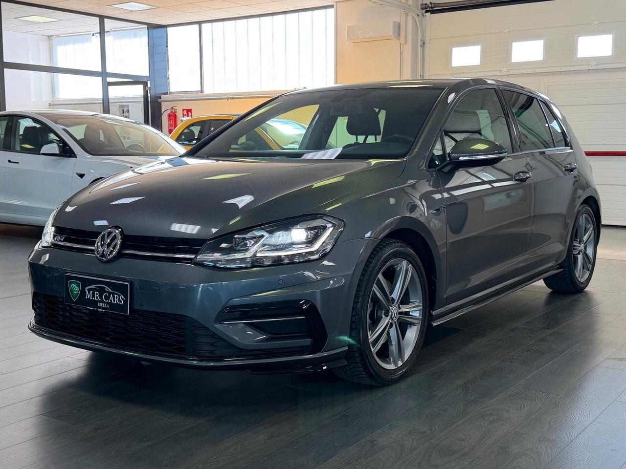 Volkswagen Golf 1.5 TSI ACT 5p. R Line