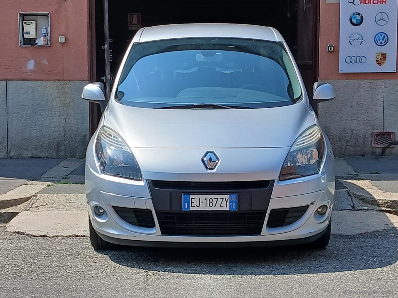 RENAULT Scénic X-Mod 1.5 dCi 110 CV
