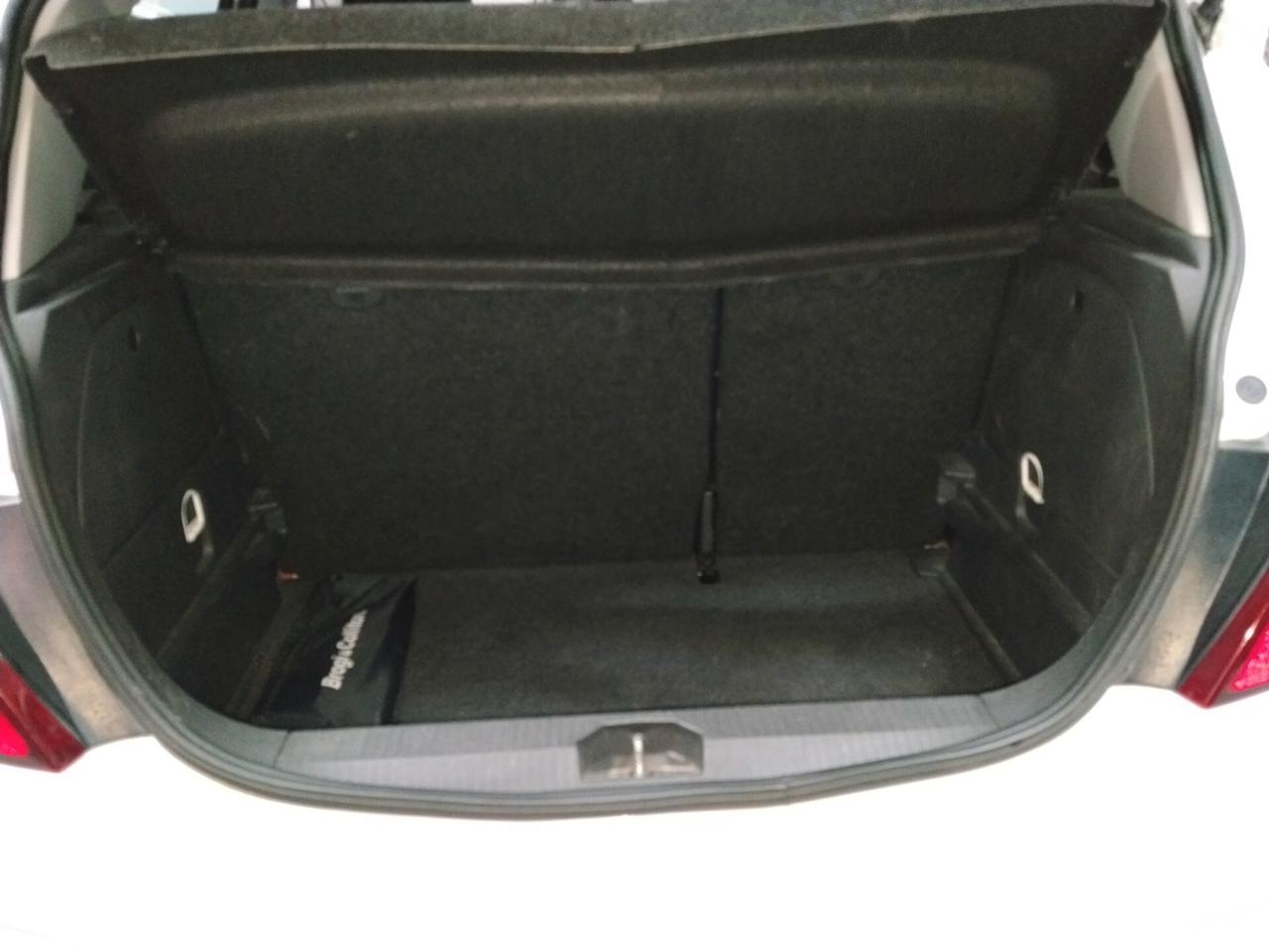 Opel Corsa 1.2 benzina 2011 CON GARANZIA