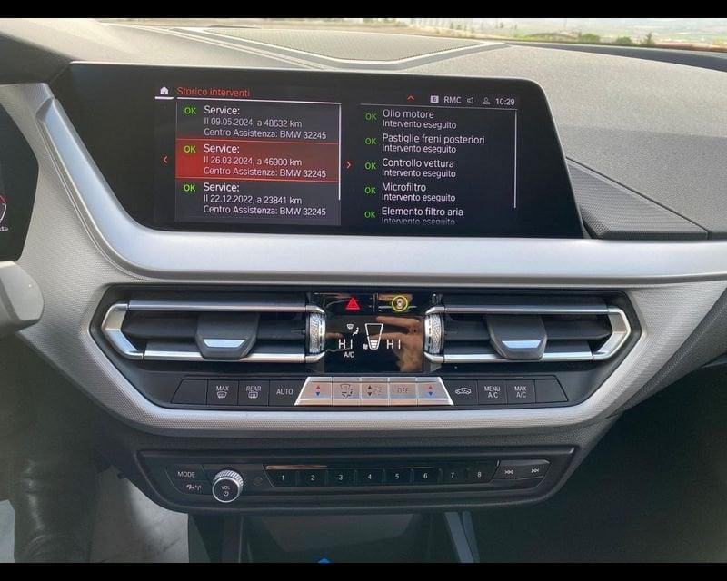 BMW Serie 1 F40 118d Business Advantage auto