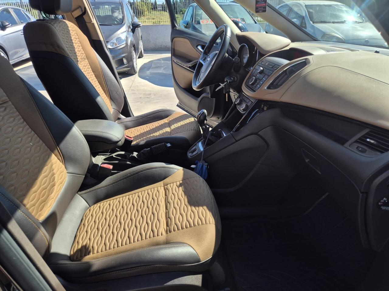 Opel Zafira Tourer 1.4 Turbo 140CV GPL Cosmo