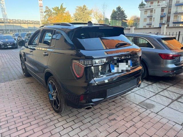 LYNK & CO 01 PHEV TETTO PANORAMICO