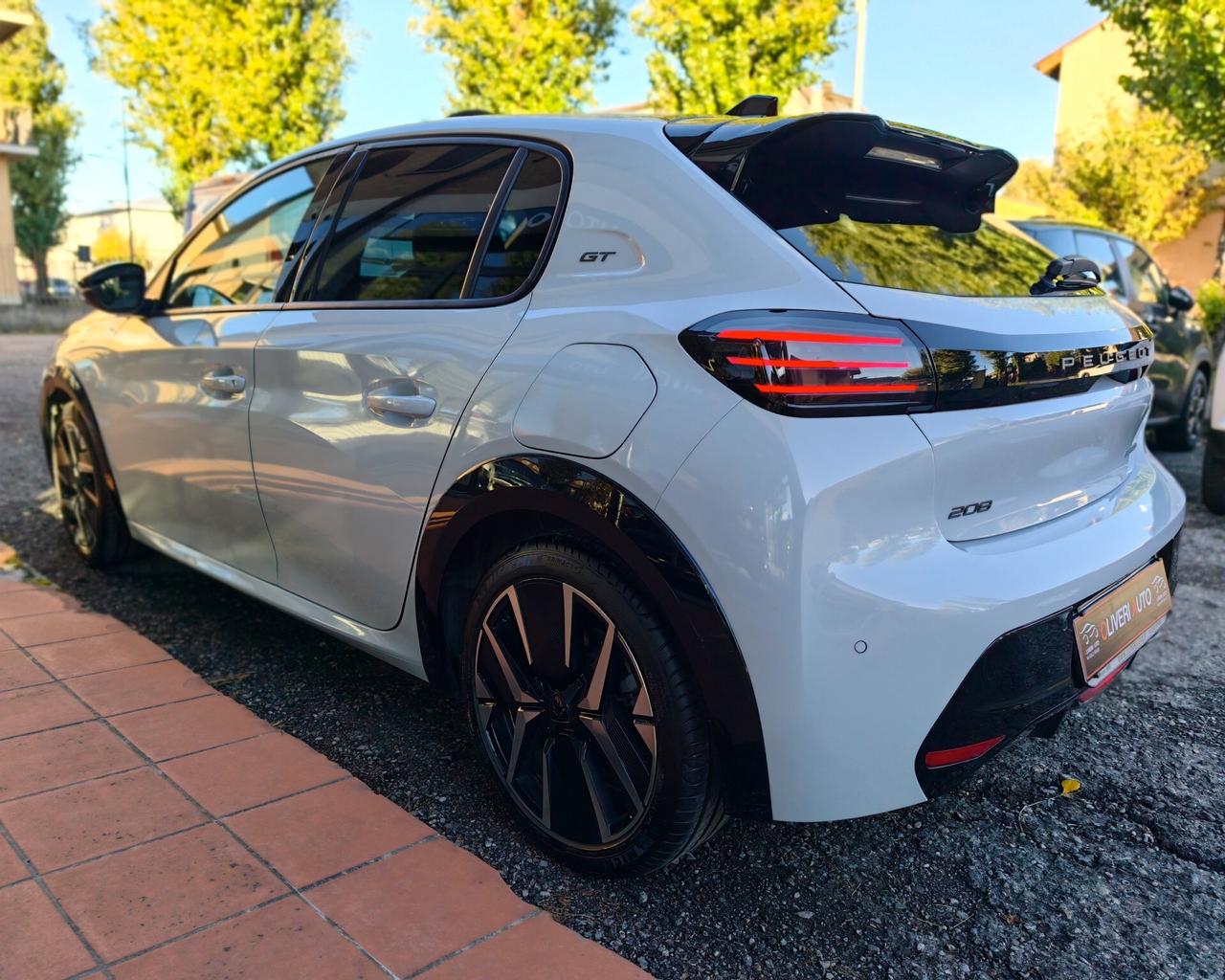 Peugeot 208 Hybrid 145 e-DCS6 GT PREZZO VERO