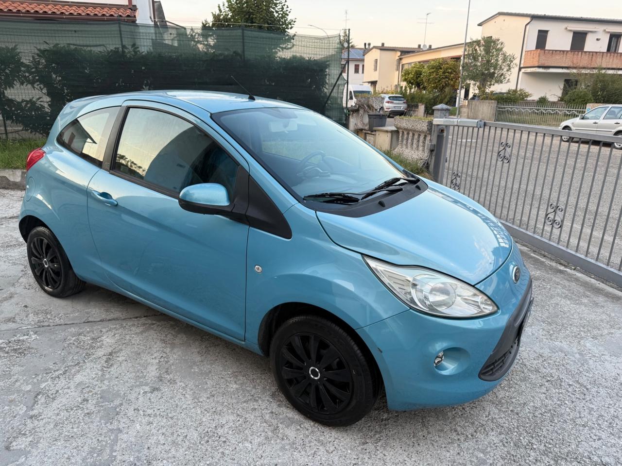 Ford Ka Ka+ 1.2 BENZINA 69CV POCHI KM 2011