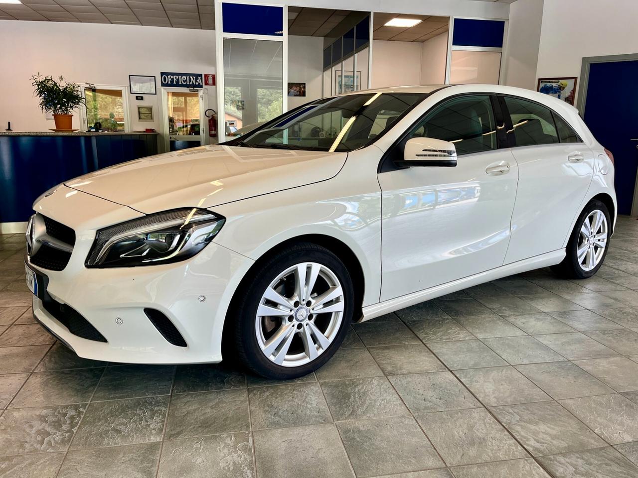 Mercedes-benz A 180 Sport-NEOPATENTATI-